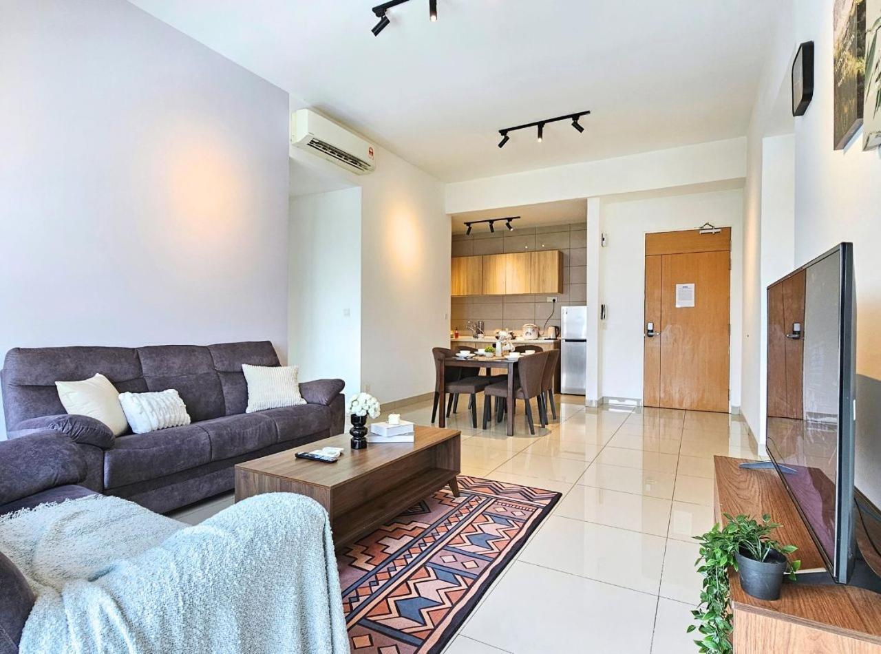Conezion Near Ioi City Mall, Maeps Serdang, Putrajaya By Cloud Host Pokój zdjęcie