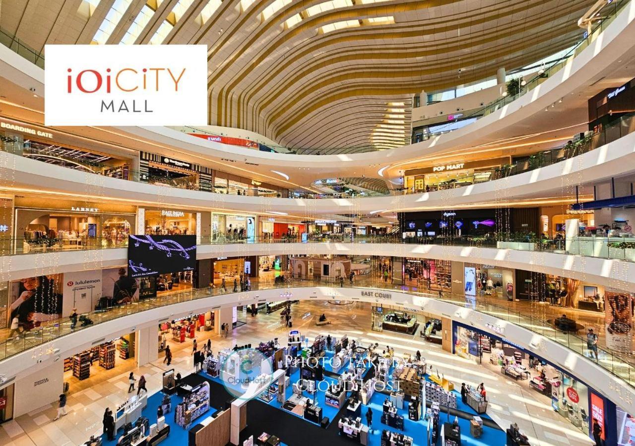 Conezion Near Ioi City Mall, Maeps Serdang, Putrajaya By Cloud Host Zewnętrze zdjęcie