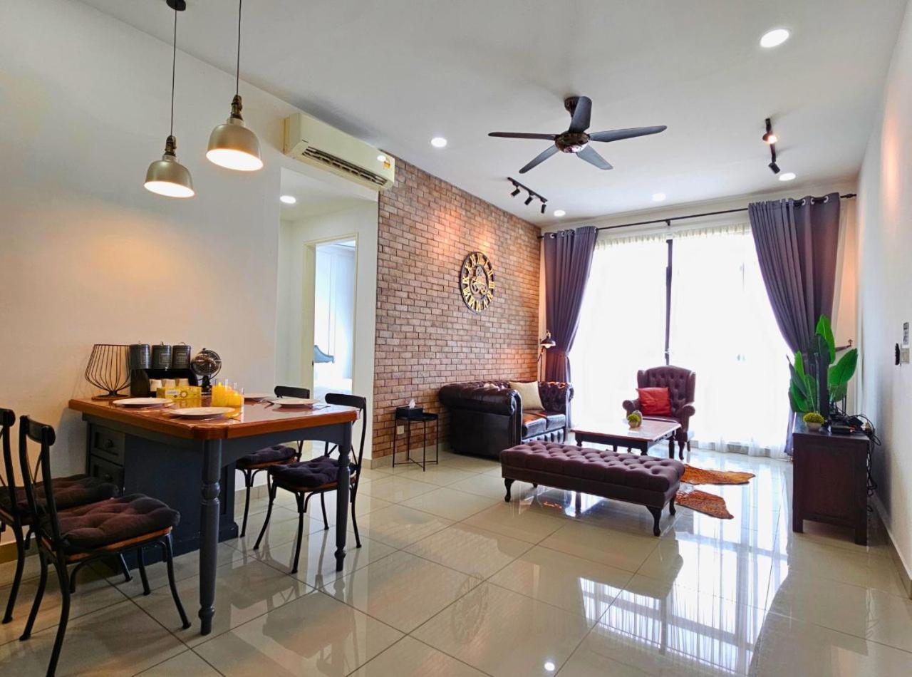 Conezion Near Ioi City Mall, Maeps Serdang, Putrajaya By Cloud Host Zewnętrze zdjęcie